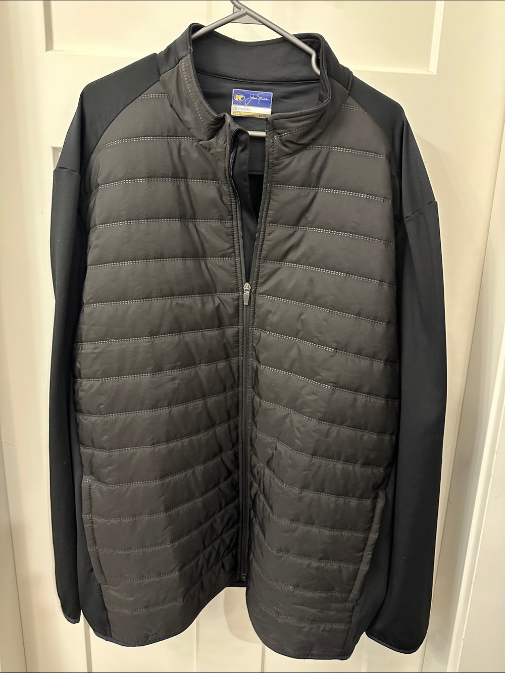 Men's Black Quilted Stretch-Sleeve Jacket
